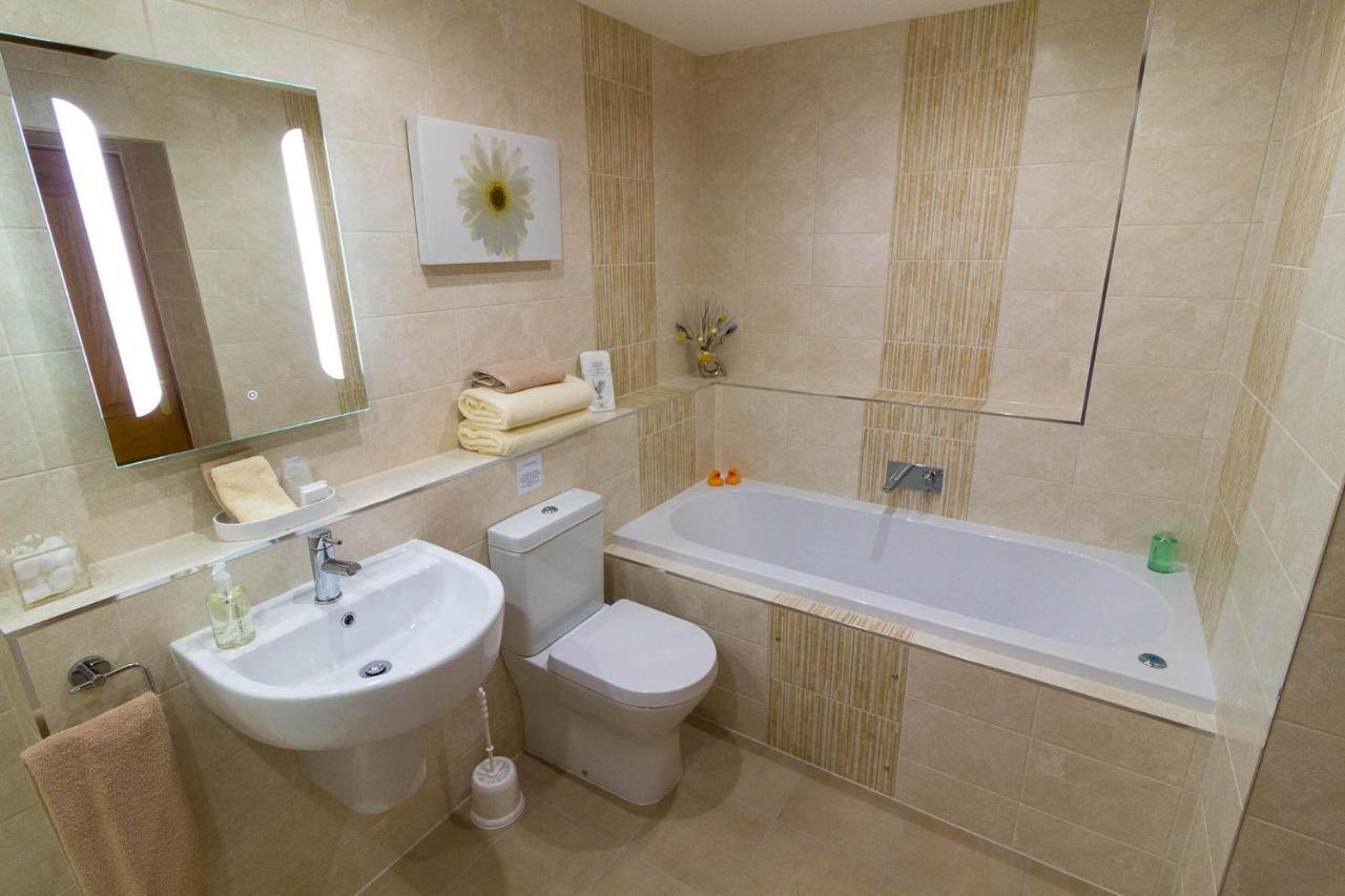 קזיק Lords Seat Bed & Breakfast מראה חיצוני תמונה